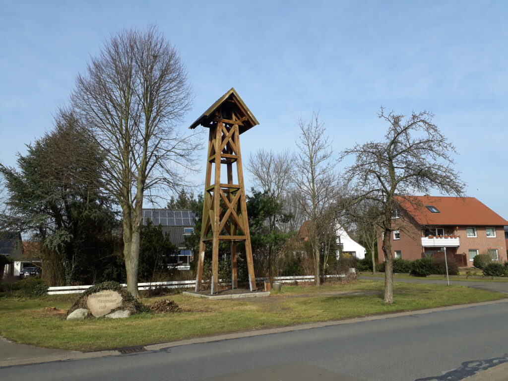 Der Kleinendorfer Glockenturm an der Bauerbrinker Straße